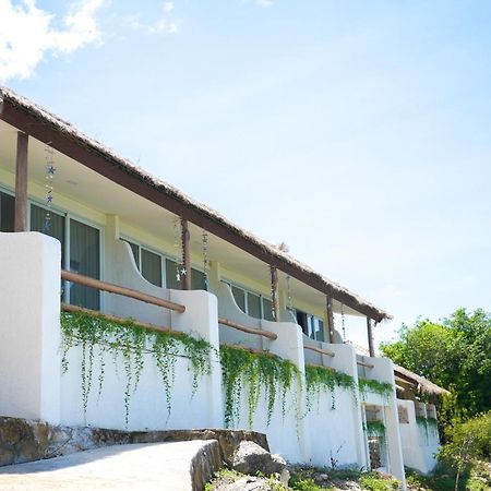 Theodor Hotel Labuan Bajo Extérieur photo