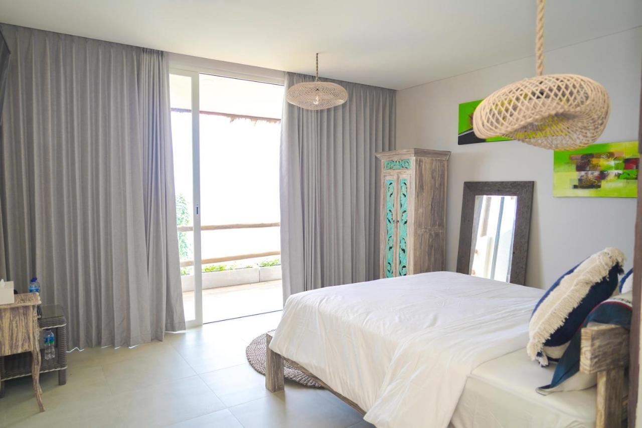 Theodor Hotel Labuan Bajo Extérieur photo