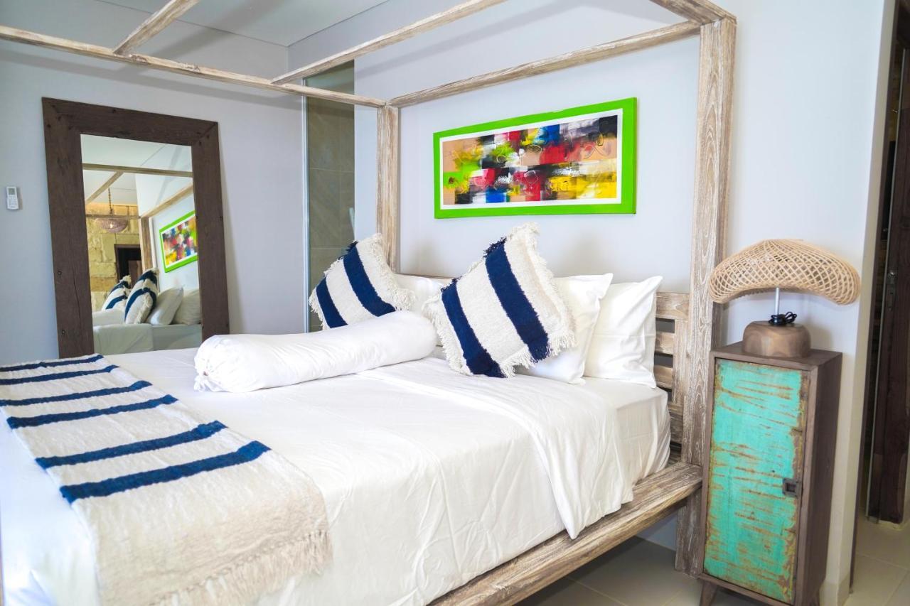 Theodor Hotel Labuan Bajo Extérieur photo