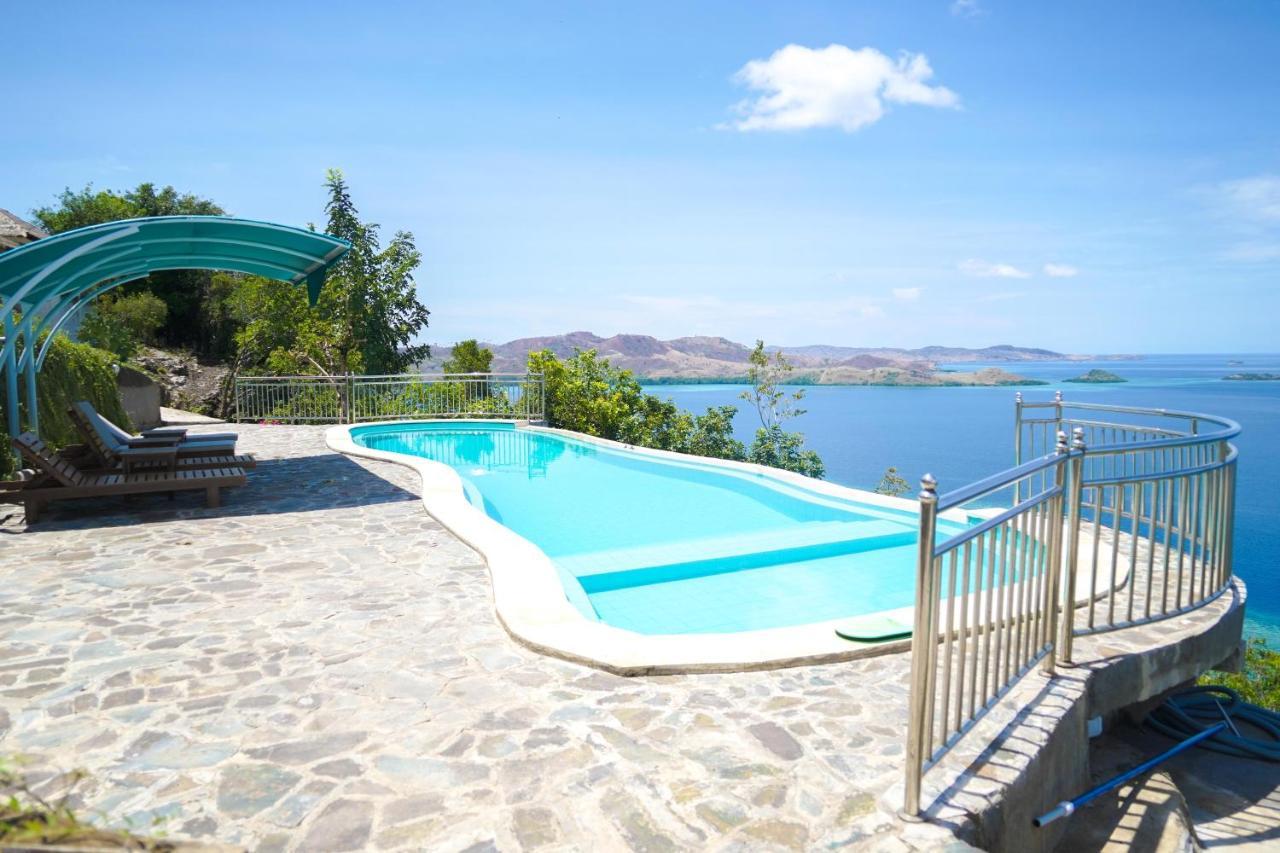 Theodor Hotel Labuan Bajo Extérieur photo