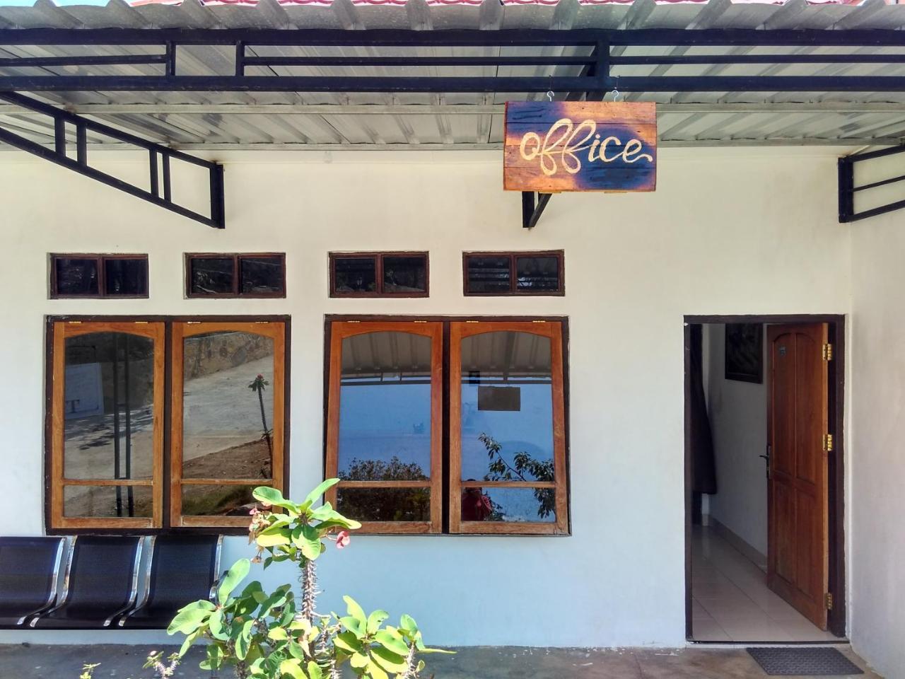 Theodor Hotel Labuan Bajo Extérieur photo