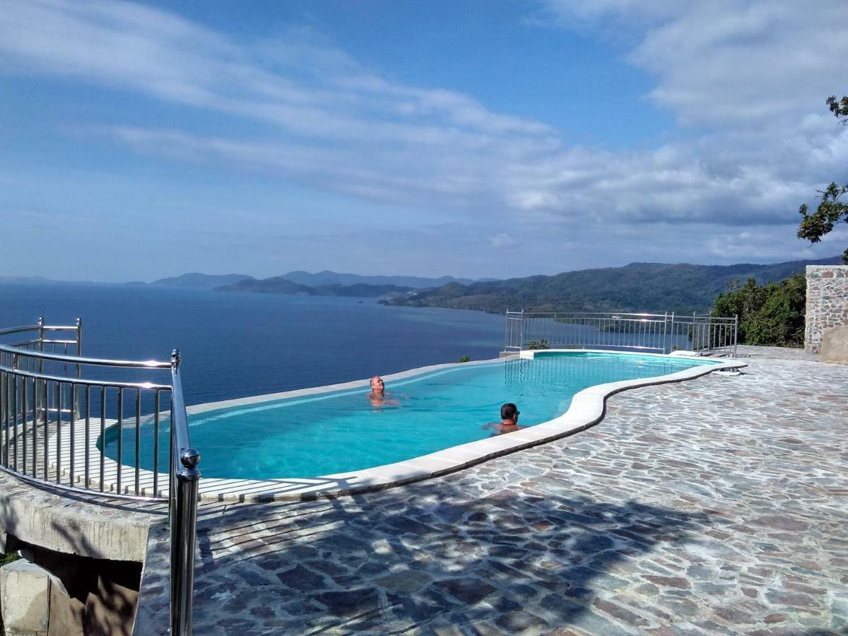 Theodor Hotel Labuan Bajo Extérieur photo